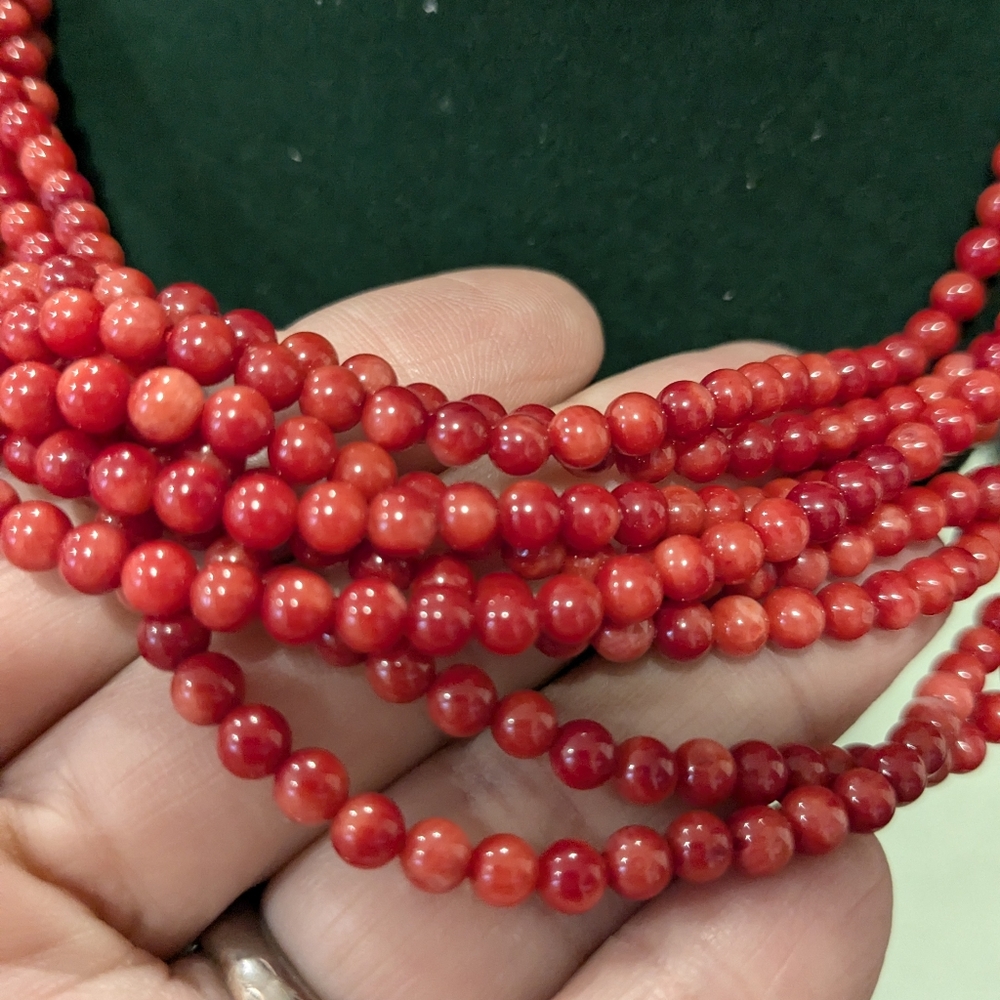 Genuine Coral Beaded Necklace - Picture 4 of 13